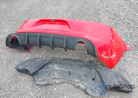 2015 Dodge Charger Road/Track z USA, uszkodzony, nr VIN 2C3CDXCT0FH735456